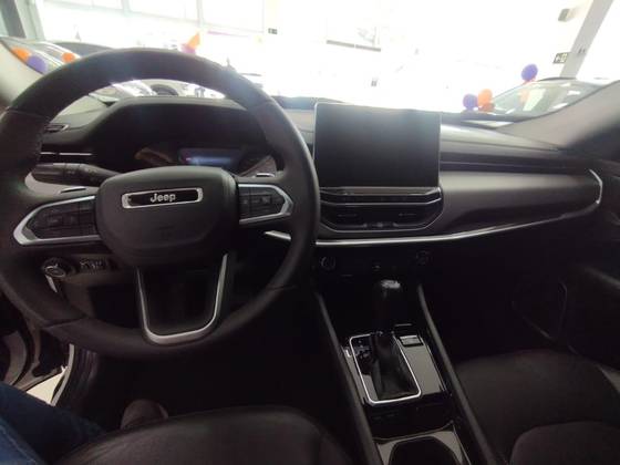 JEEP COMPASS 1.3 T270 TURBO FLEX LONGITUDE AT6